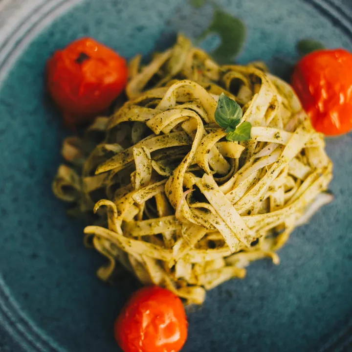 Tagliatelle pesto