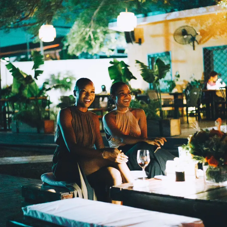 An evening at the long table in the garden